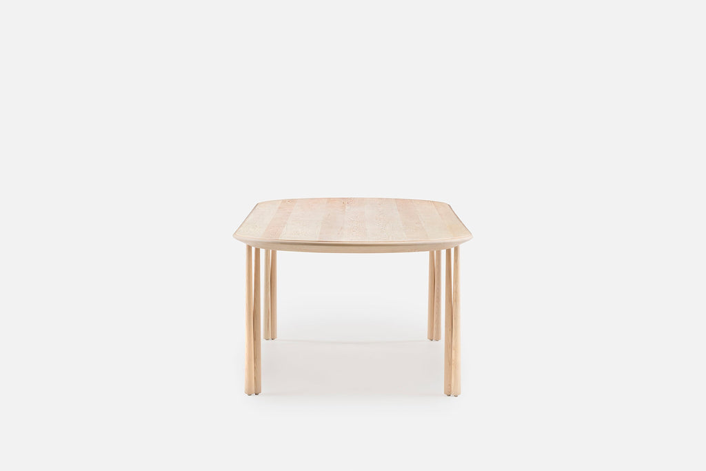 MESA DE COMEDOR OBLONGA ELLIOT