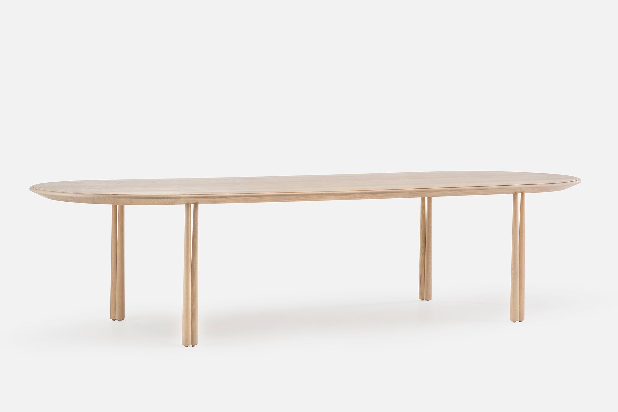 MESA DE COMEDOR OBLONGA ELLIOT