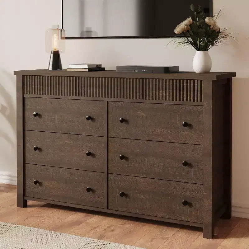 Cómoda de 7 cajones para dormitorio, cómoda de madera, mueble de TV estriado, organizador de almacenamiento para sala de estar, pasillo y entrada, nogal