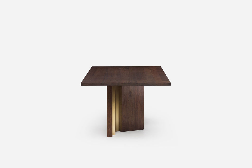 MESA DE COMEDOR IZAR CON LATÓN