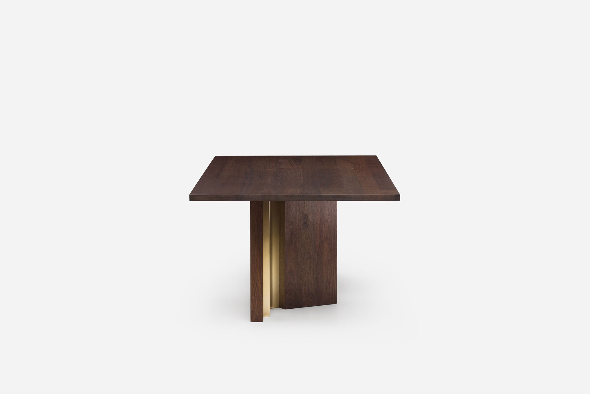 MESA DE COMEDOR IZAR CON LATÓN