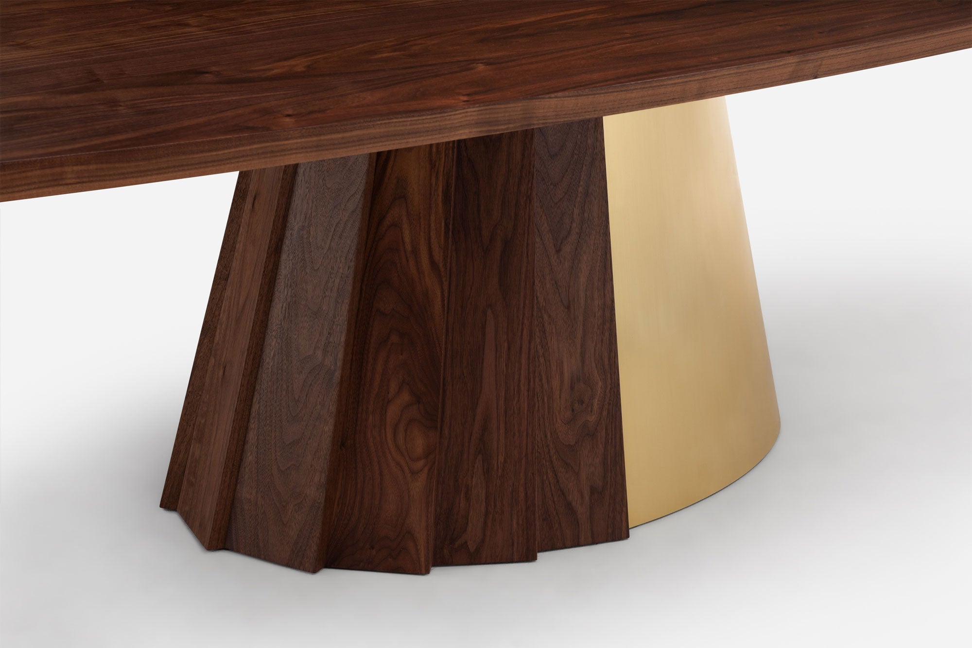 MESA DE COMEDOR ORION - BASE DE MADERA Y METAL