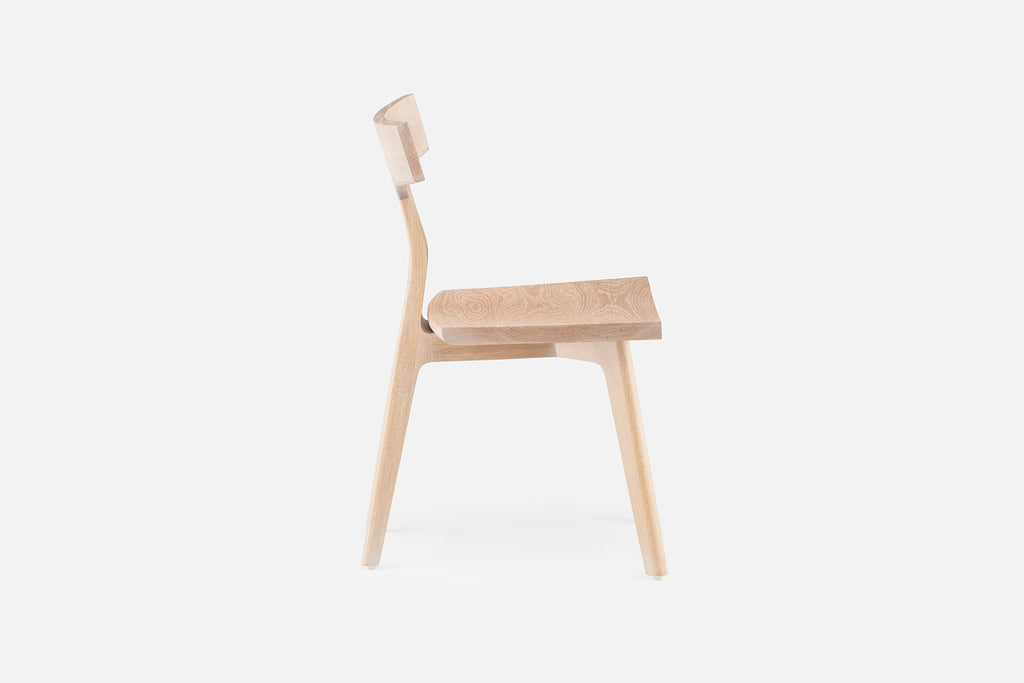 SILLA DE COMEDOR FINA