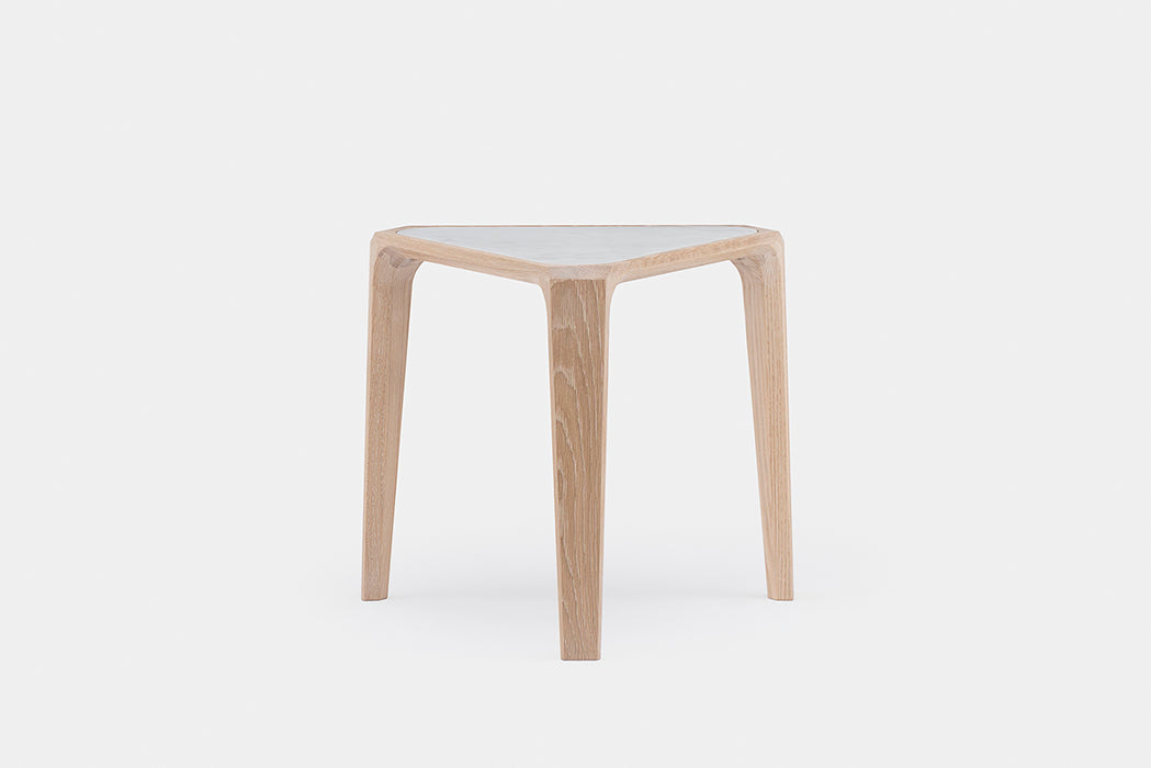 MESA AUXILIAR DE MARY