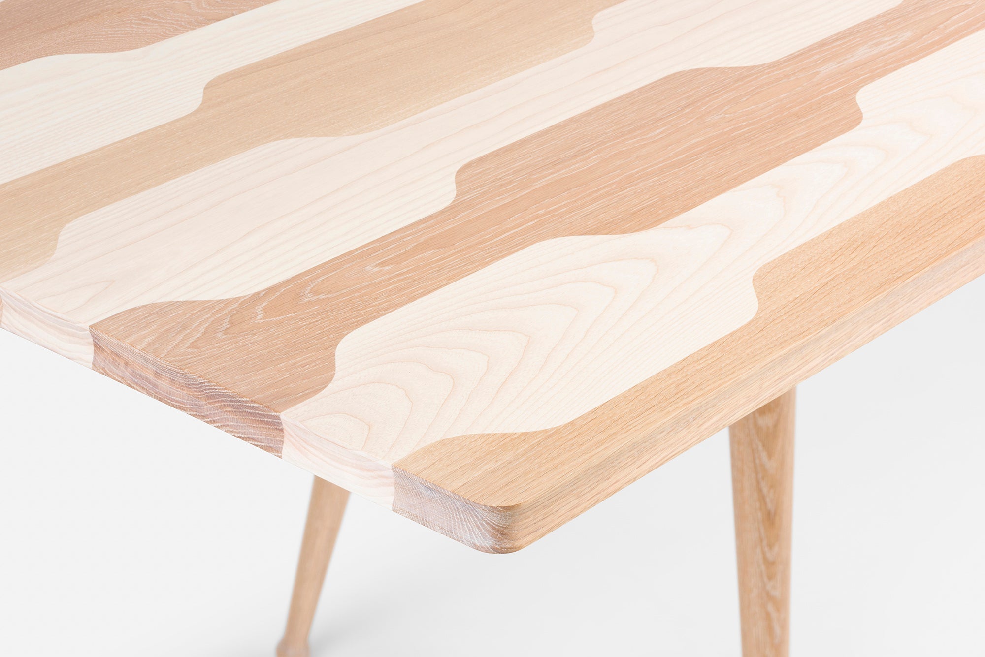 MESA DE COMEDOR TAVLI