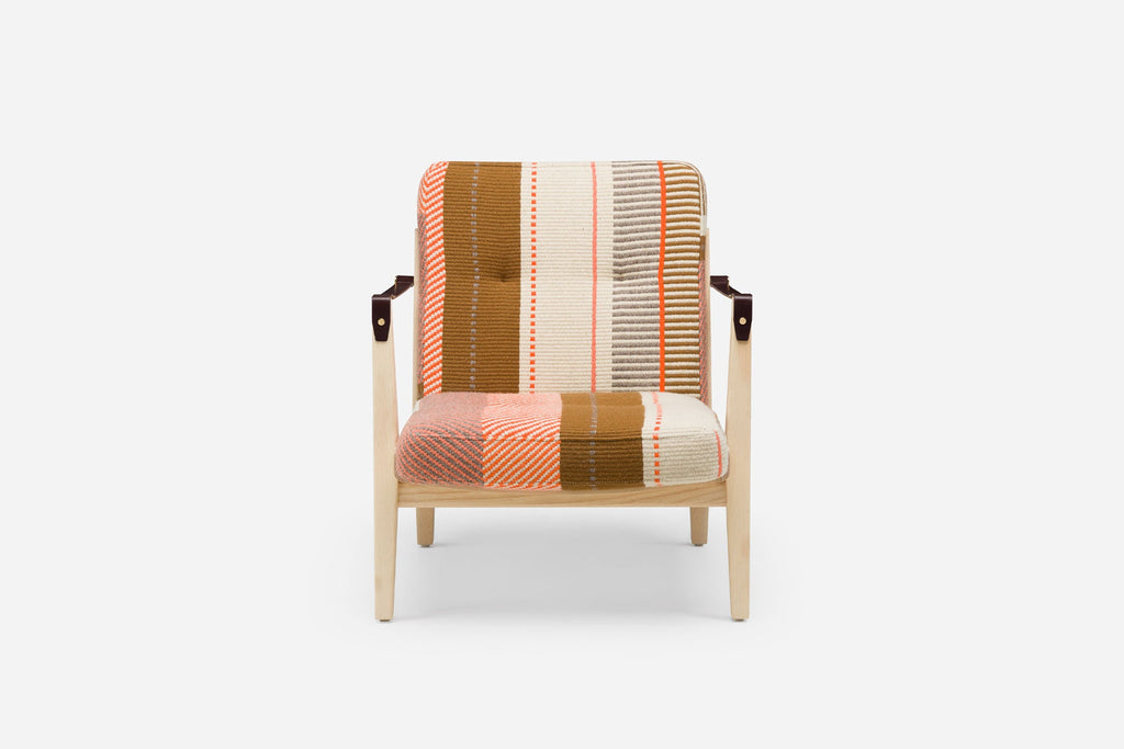 SILLÓN CAPO LOUNGE CON TAPIZADO MANTA ESPINHADA