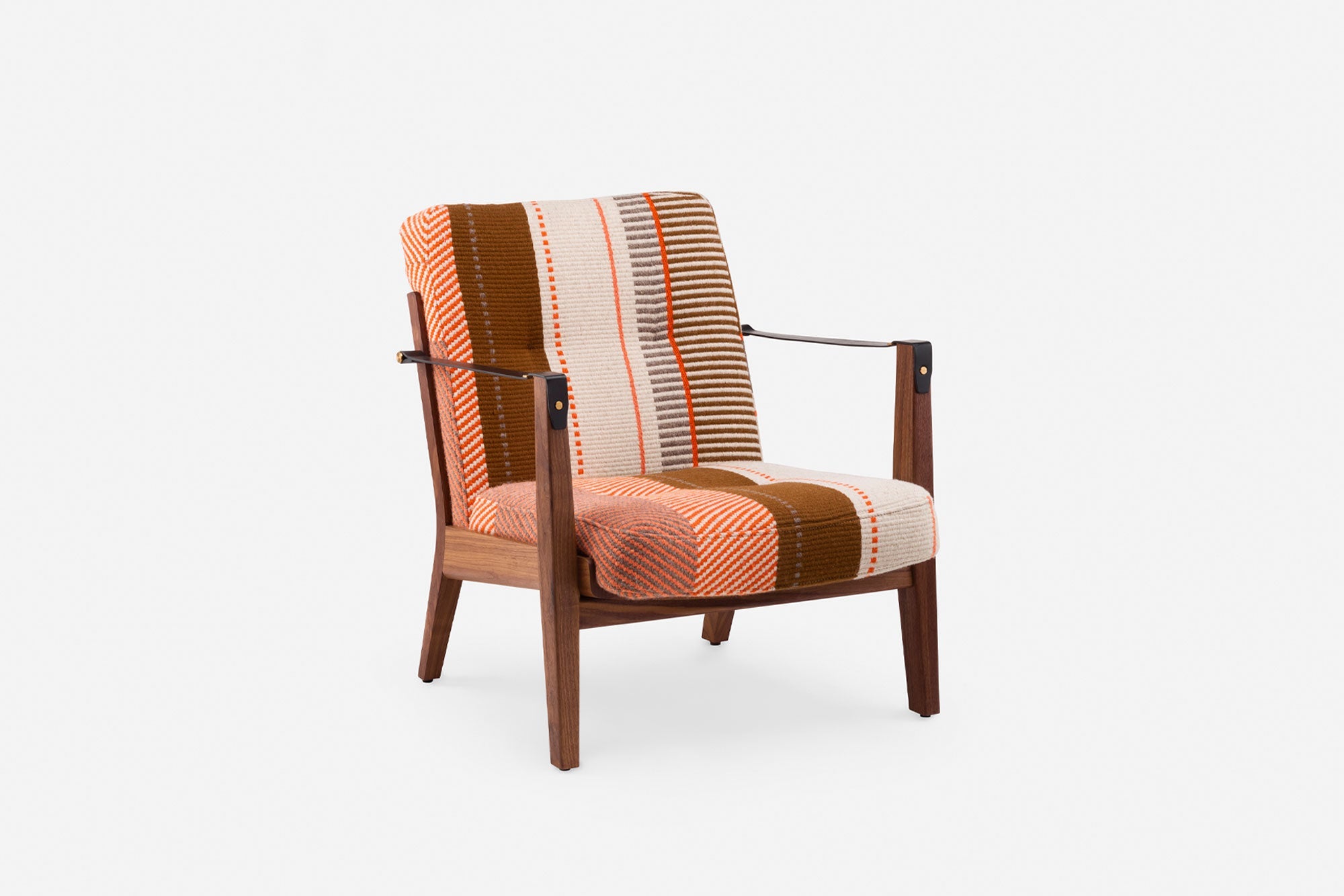 SILLÓN CAPO LOUNGE CON TAPIZADO MANTA ESPINHADA