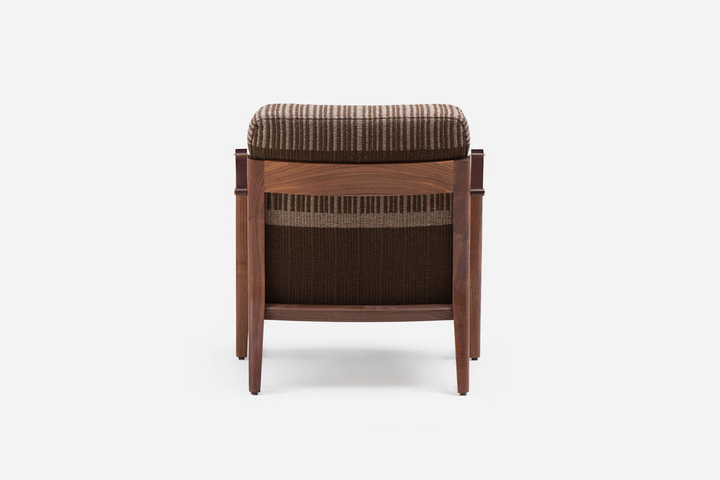 SILLÓN CAPO LOUNGE CON TAPIZADO MANTA LIDO