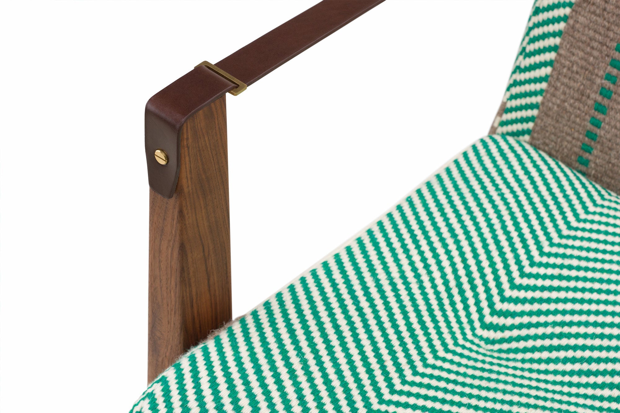 SILLÓN CAPO LOUNGE CON TAPIZADO MANTA ESPINHADA VERDE