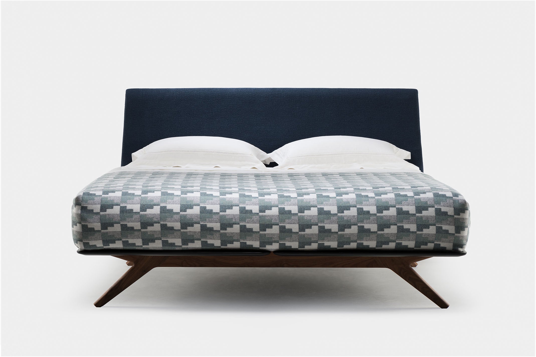 CAMA HEPBURN
