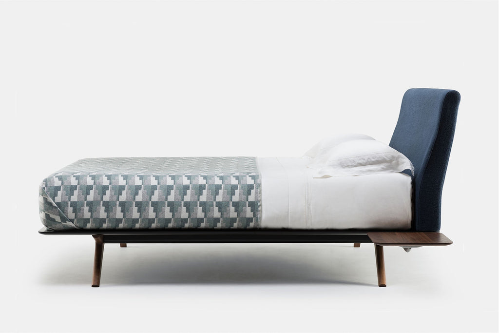 CAMA HEPBURN