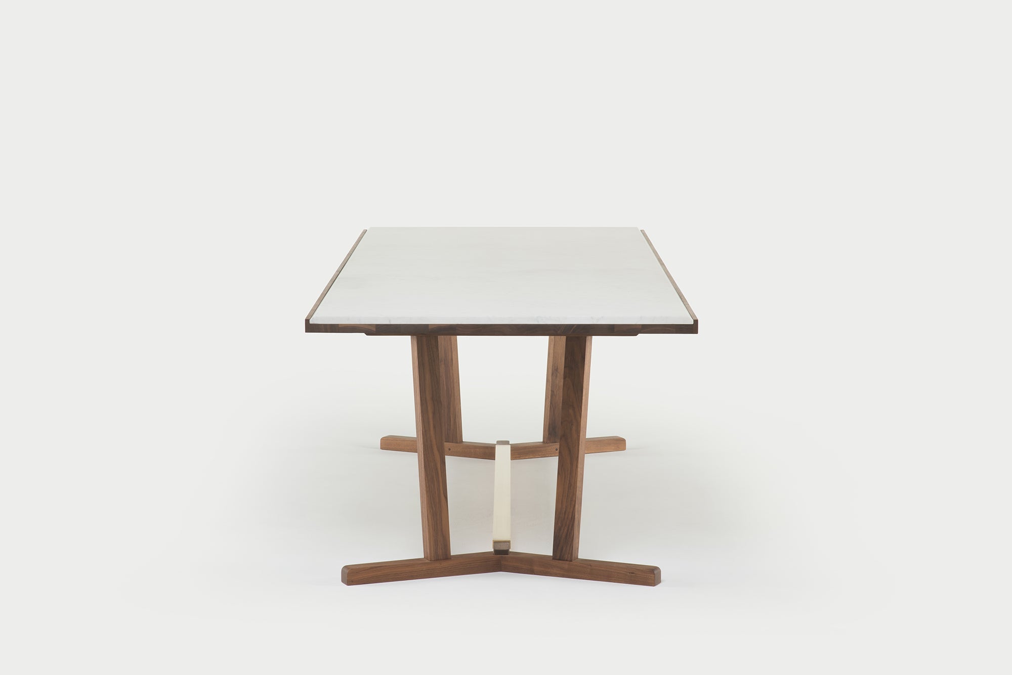 MESA DE COMEDOR SHAKER CON ENCIMERA DE PIEDRA