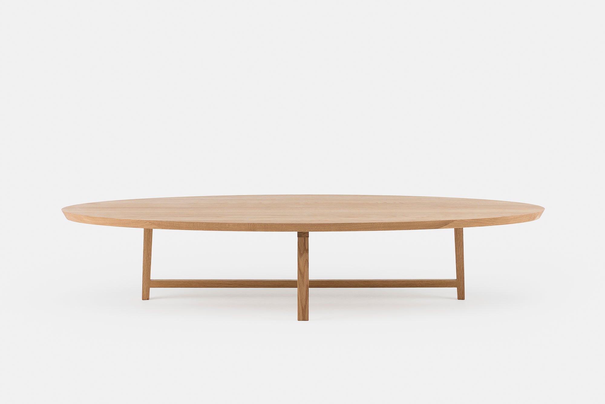 MESA DE CENTRO OVALADA TRÍO