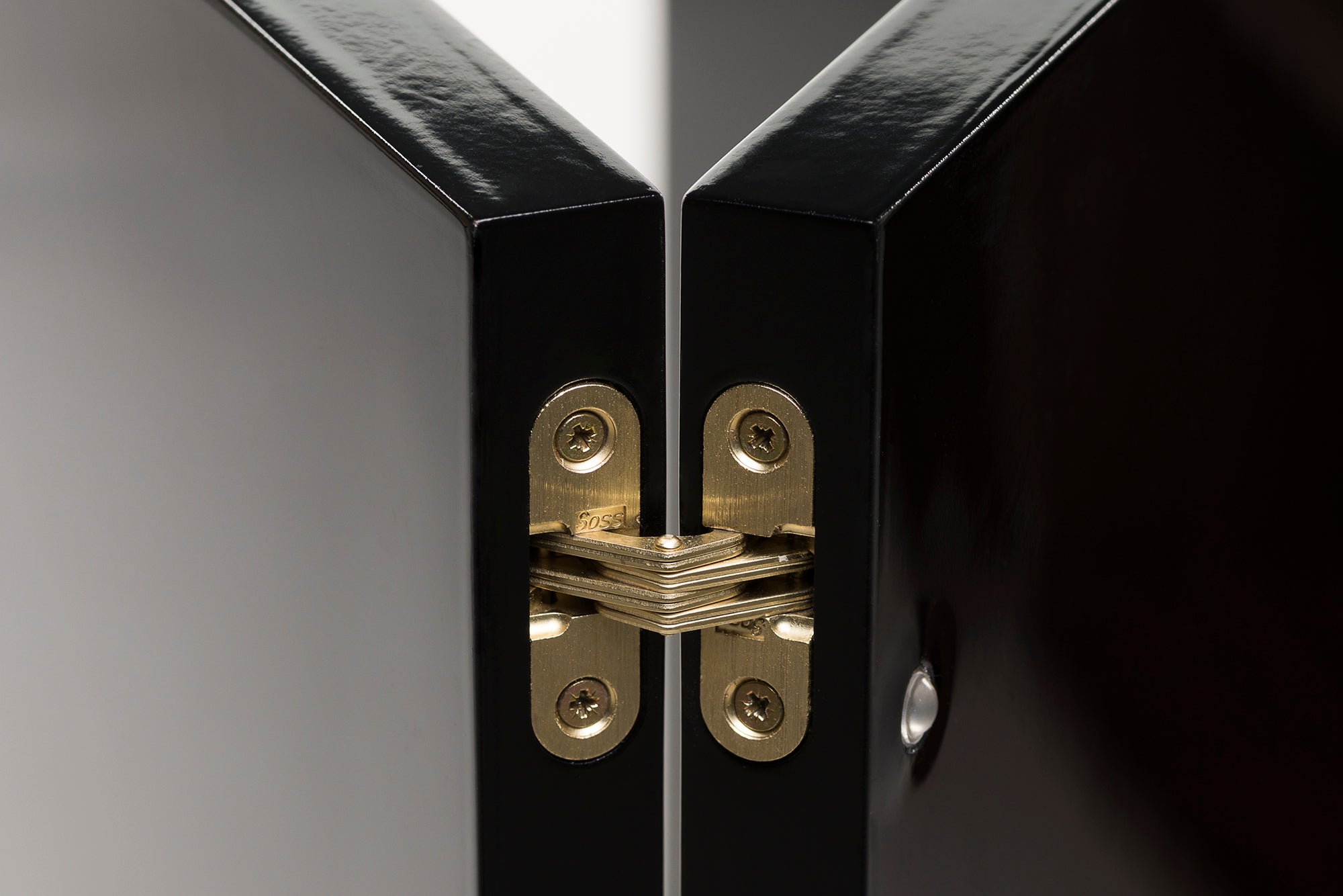 MUEBLE BAJO ARCÓN